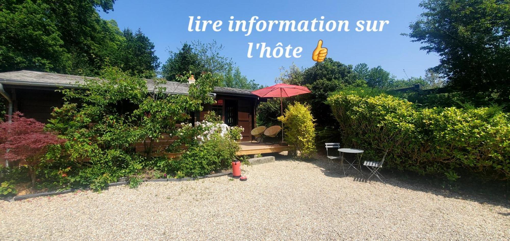 Chalet En Pleine Nature Au Bord D'Un Etang Lanvallay Buitenkant foto